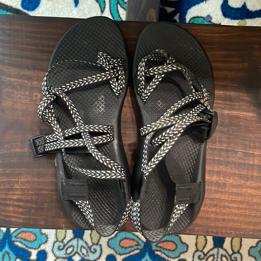 Chacos - womens 9